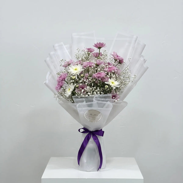 Soft Blush Mum Bouquet