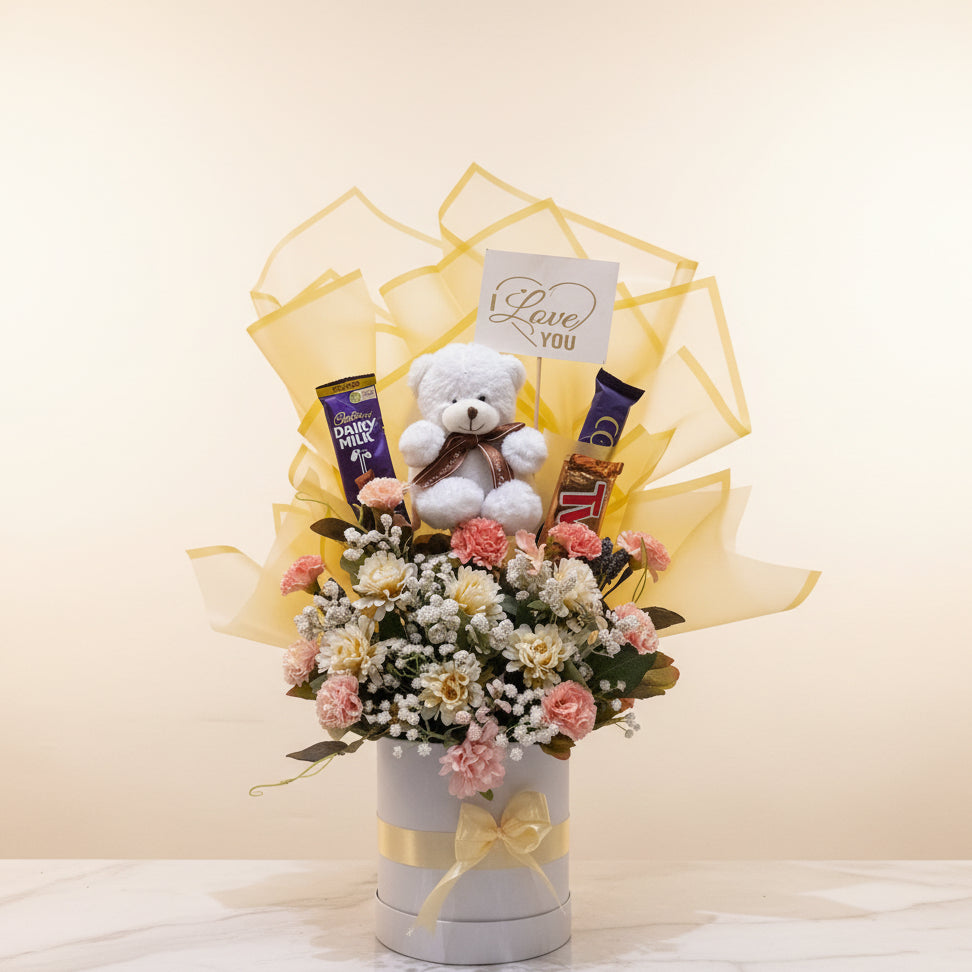 Sweetheart Bear & Blooms Box